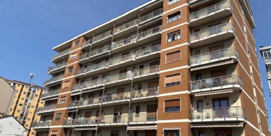 Vendita appartamento piano alto con terrazzo Mirafiori Sud